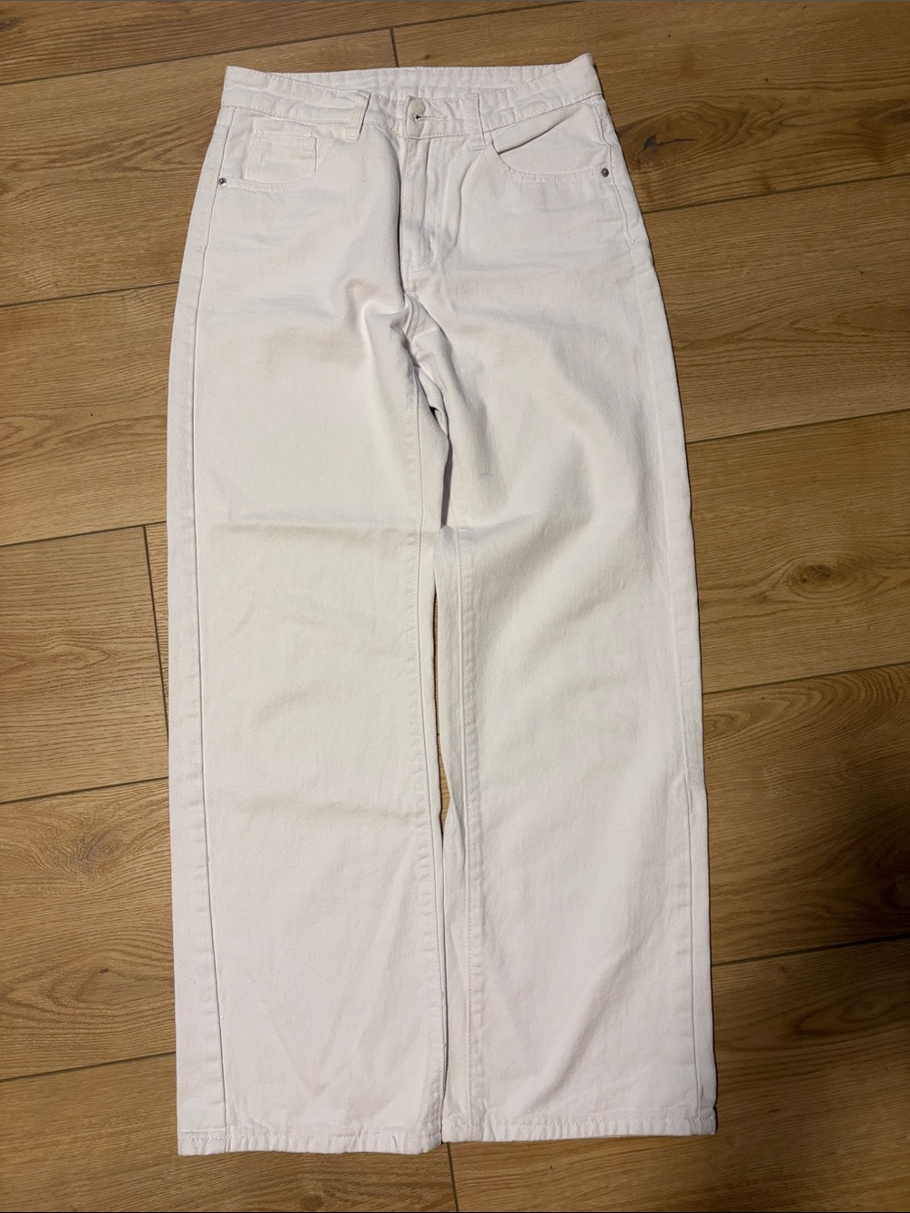 White wide leg jeans